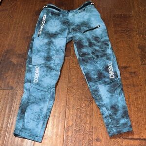 DHARCO Women’s XS Extra Small Blue Tie-Dye Mountain Gravity Bike Pants